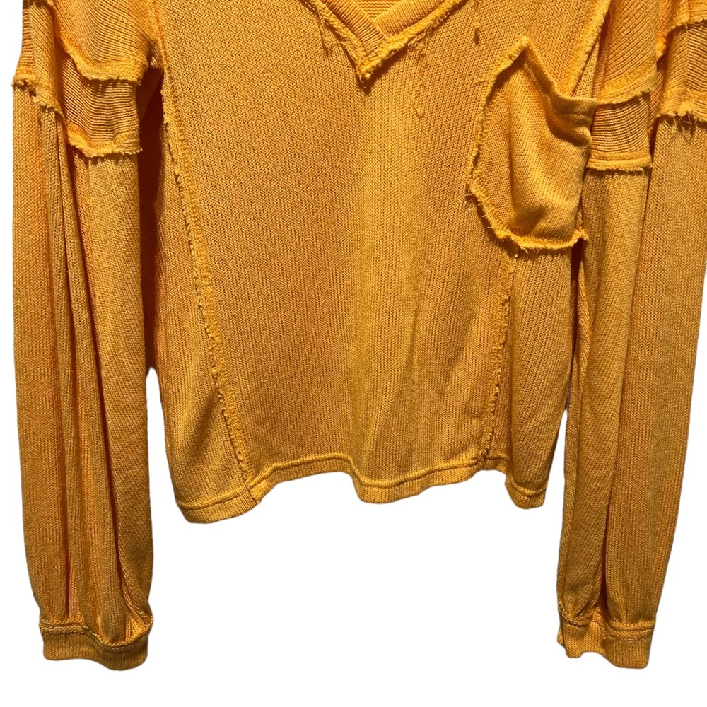 VICI Capitol Reef V-Neck Knit Pocket Top Yellow Sweater Top Small - Picture 7 of 13
